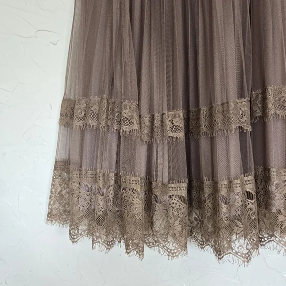 Pleated Velvet Lace Reversible Skirt - Picture 7 of 7